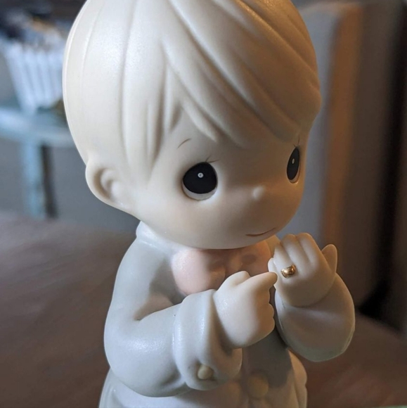 "I Still Do" Precious Moments Figurines Boy And Girl. Perfect Anniversary Gift. - Picture 3 of 10